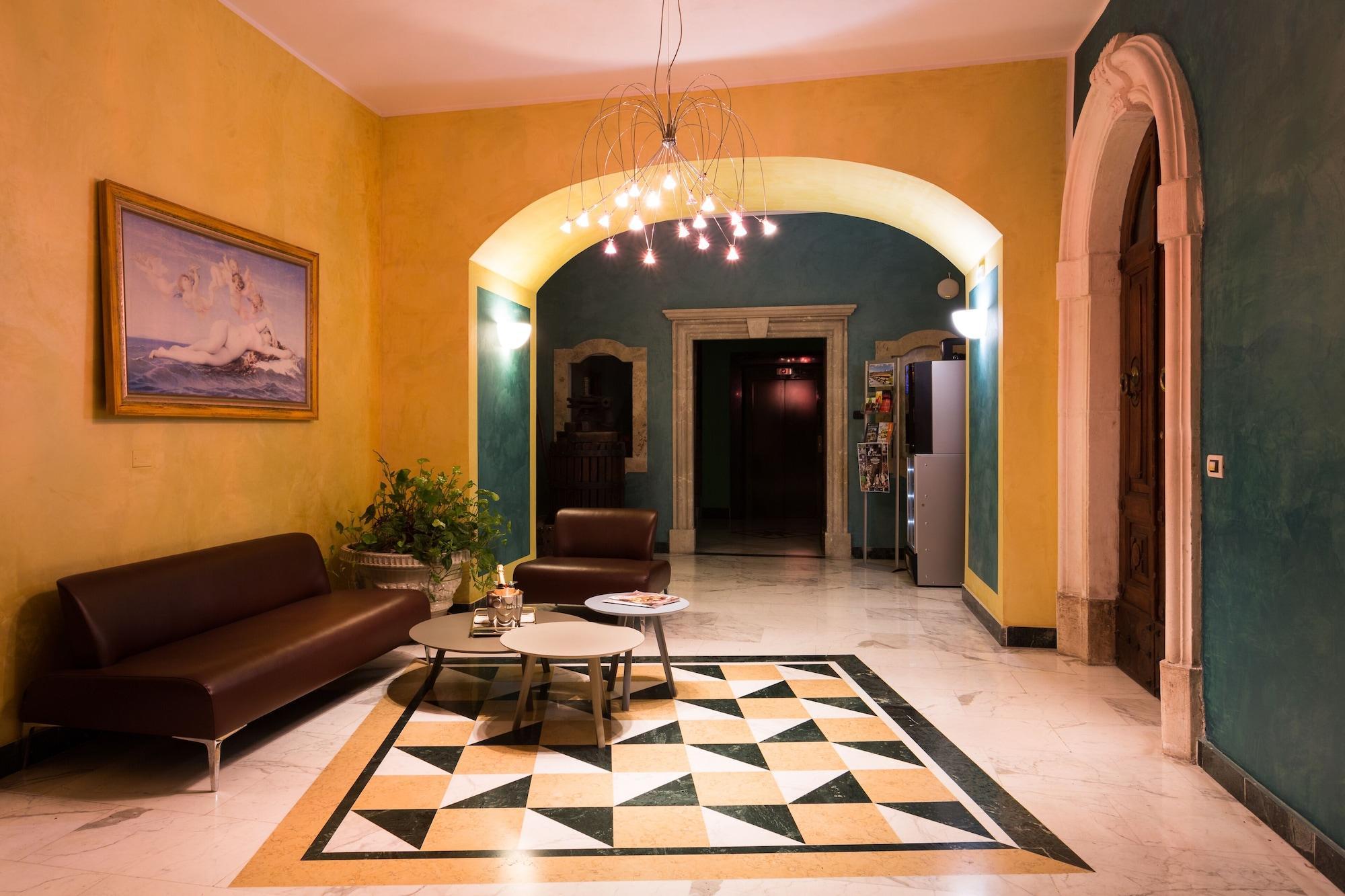 Hotel Azzurro LʼAquila Exterior foto